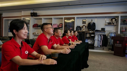 共铸民族魂 同筑强国梦|云顶集团·(中国)手机版app下载组织观看九三阅兵仪式